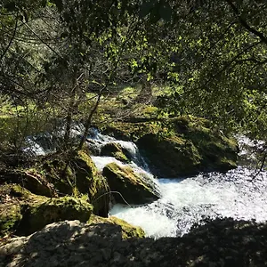 https://la-calade-biot-village.fr-provencehotel.com